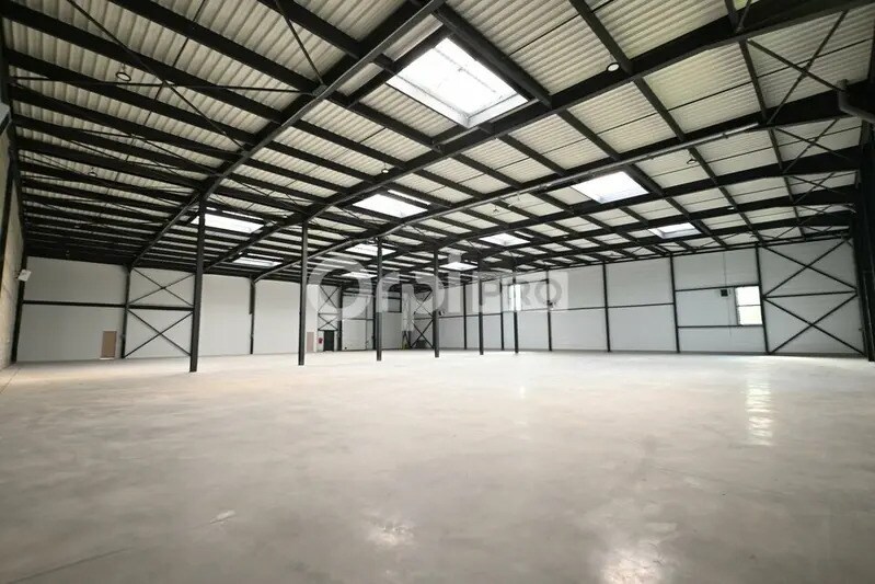 Flex in Colombier-Saugnieu for lease - Building Photo - Image 1 of 9
