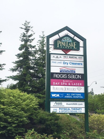 2830 228th Ave SE, Sammamish, WA à louer - Photo du bâtiment - Image 3 de 4