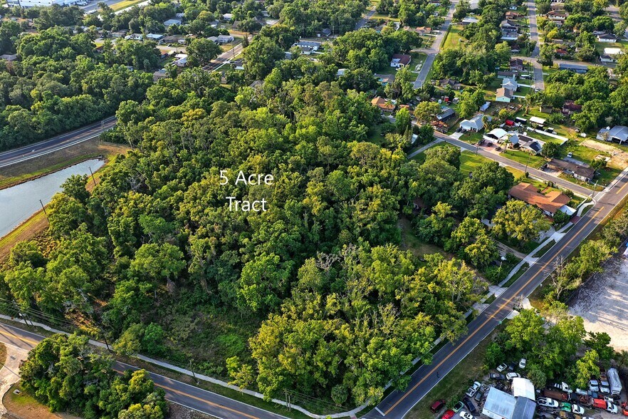 2606 Country Club rd, Sanford, FL à vendre - Photo principale - Image 2 de 6