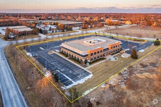 10375 N Baldev Ct, Mequon, WI - Aerial  map view