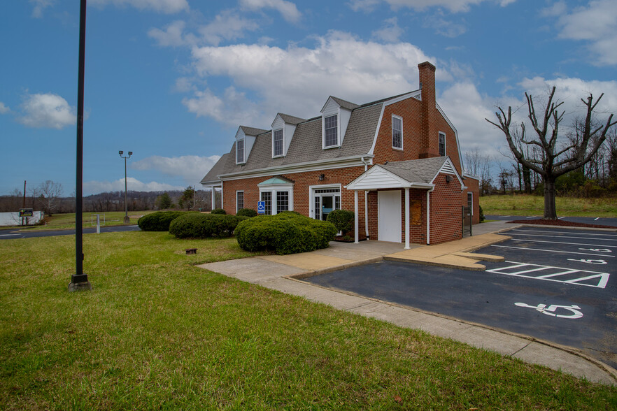 3651 Greensboro Rd, Ridgeway, VA for lease - Building Photo - Image 3 of 44