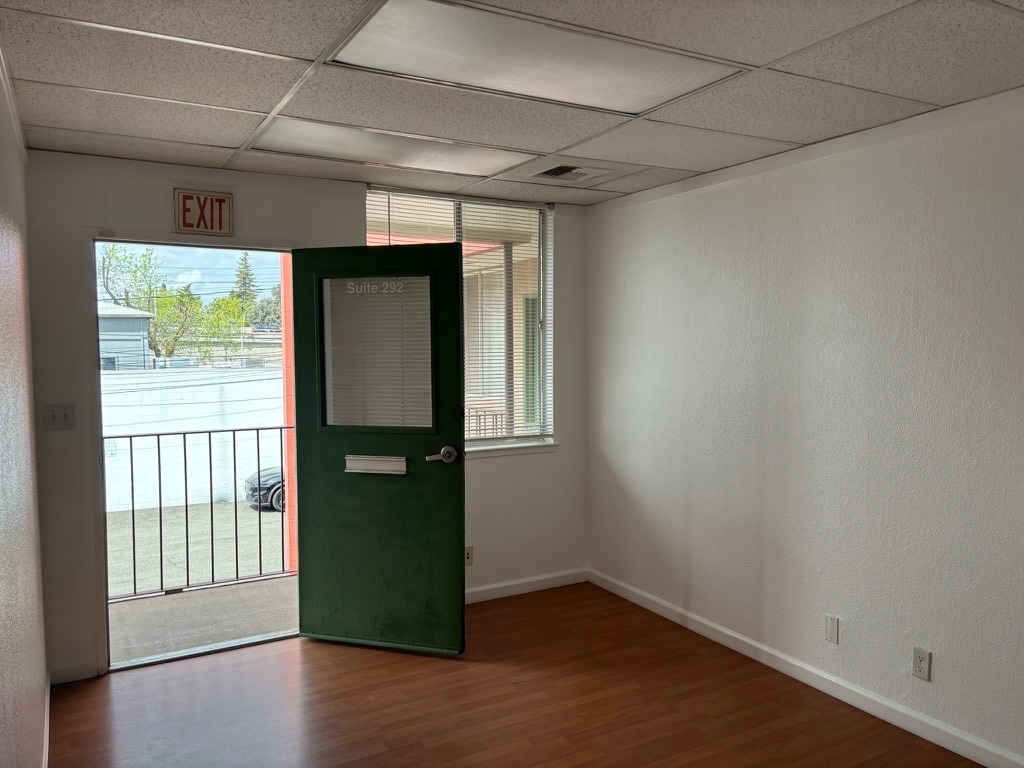 930 Alhambra Blvd, Sacramento, CA for lease Interior Photo- Image 1 of 5
