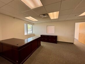 1320 Lincoln Ave, Holbrook, NY for lease Building Photo- Image 1 of 11