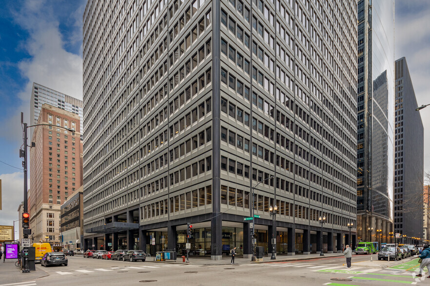 33 W Monroe St, Chicago, IL for lease - Building Photo - Image 2 of 6