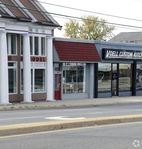 4784-4786 Langston Blvd Sale portefeuille de 2 propriétés à vendre sur LoopNet.ca - Photo principale - Image 2 de 2