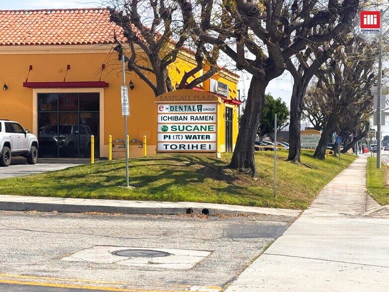 1725-1757 W Carson St, Torrance, CA for lease - Building Photo - Image 3 of 10
