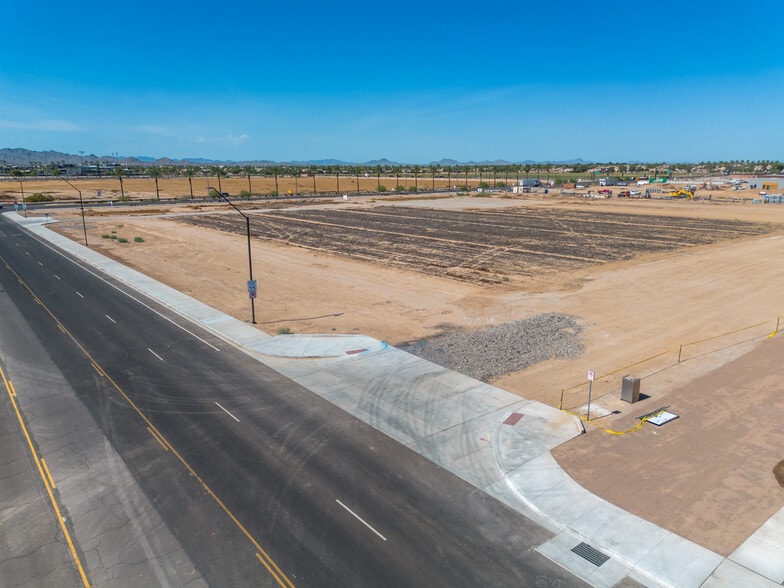 1010 S Goodyear Blvd E, Goodyear, AZ for sale - Building Photo - Image 3 of 4