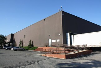 Plus de détails pour 210-240 Rustcraft Rd, Dedham, MA - Industriel à louer