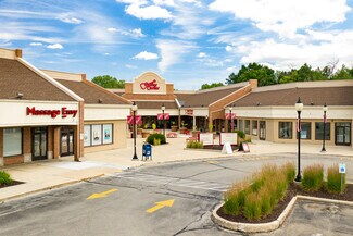 Plus de détails pour 17105-17165 W Bluemound Rd, Brookfield, WI - Commerce de détail à louer