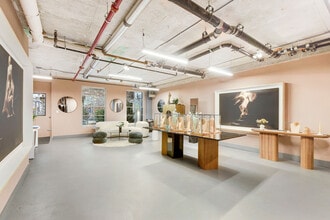 74 Grand St, New York, NY for lease Interior Photo- Image 2 of 7