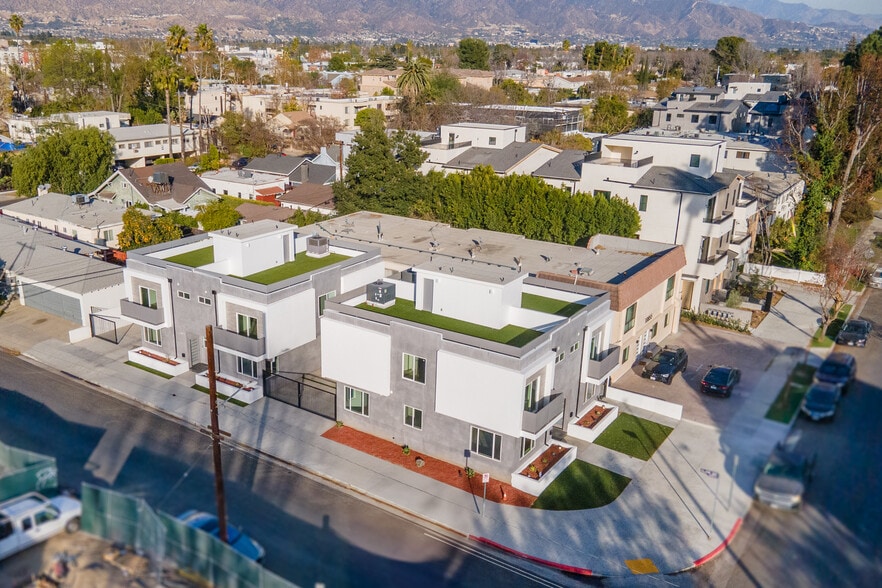 10857 Morrison St, North Hollywood, CA à vendre - Photo principale - Image 1 de 24