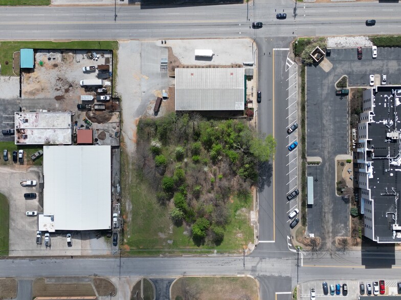 O LIMESTONE ST St, Florence, AL for sale - Building Photo - Image 3 of 16