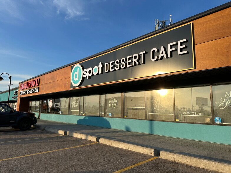 10015 170th St NW, Edmonton, AB à louer - Photo du bâtiment - Image 3 de 12