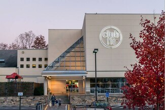 Plus de détails pour 584 N State Rd, Briarcliff Manor Village, NY - Commerce de détail à louer