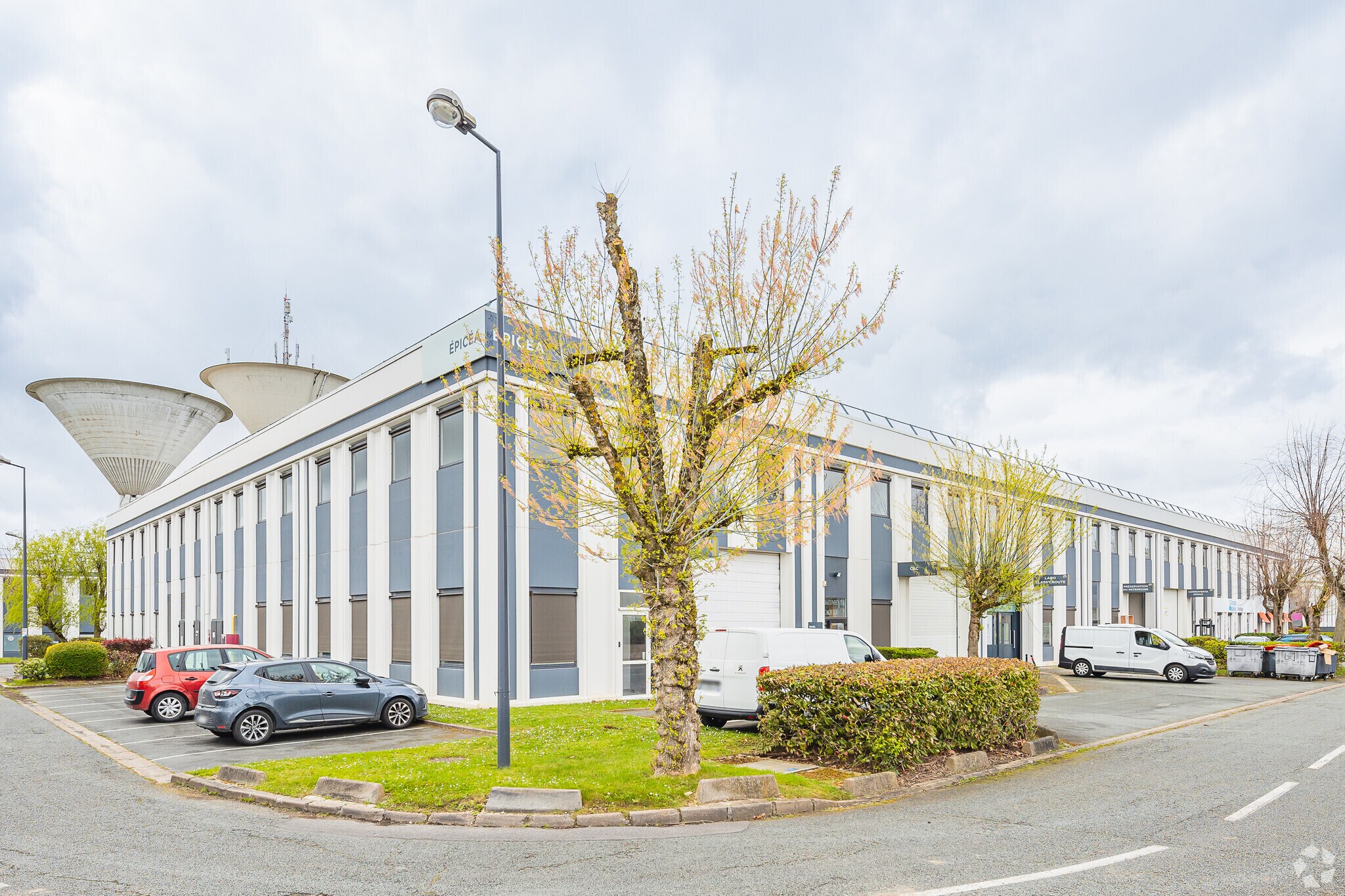 10 Avenue Du Québec, Villebon-sur-Yvette for lease Primary Photo- Image 1 of 3