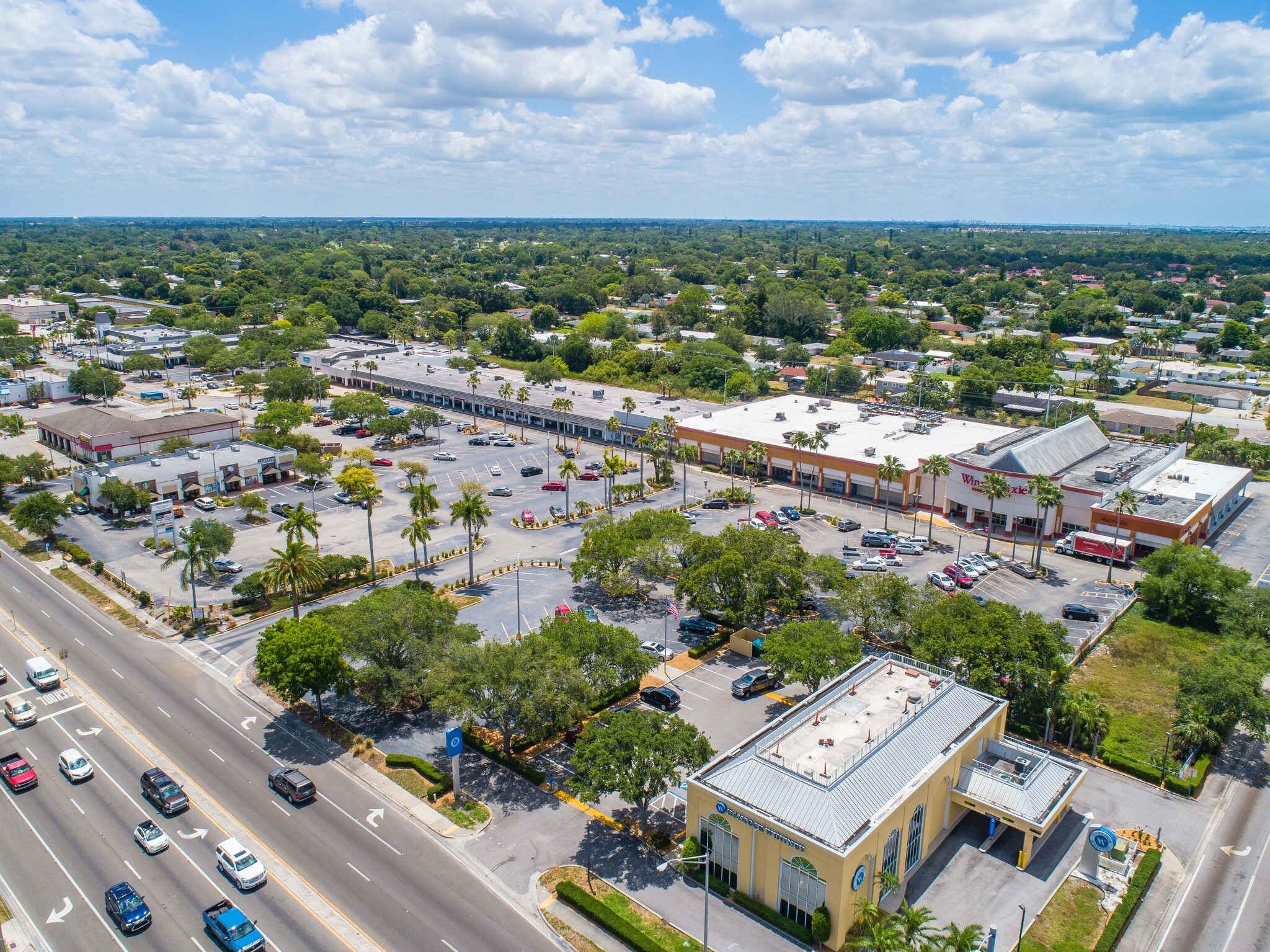 5505-5805 Manatee Ave W, Bradenton, FL à vendre Photo du bâtiment- Image 1 de 1