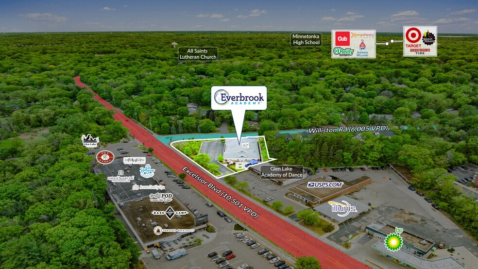 14730 Excelsior Blvd, Minnetonka, MN à vendre - Photo du bâtiment - Image 3 de 5