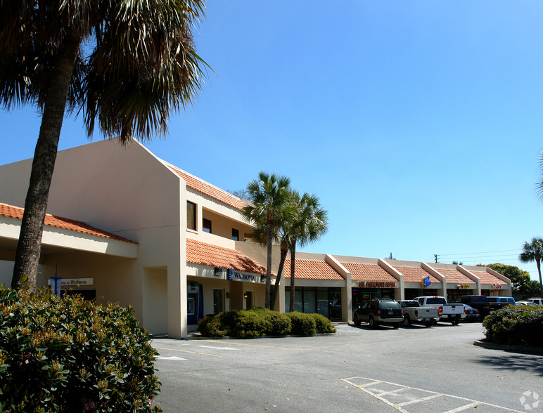 1600 Frederica Rd, Saint Simons Island, GA à vendre - Photo du bâtiment - Image 1 de 1