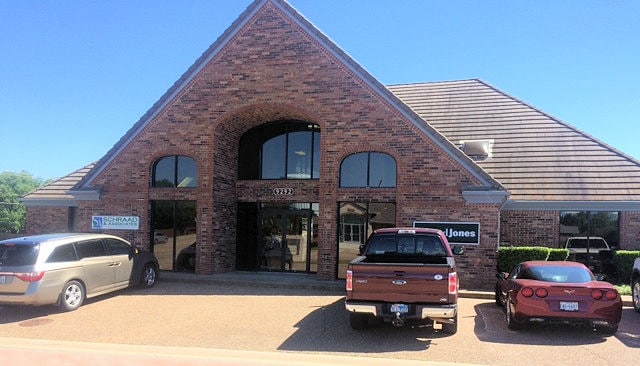 9292 Huntington Sq, North Richland Hills, TX à louer - Photo du bâtiment - Image 3 de 15