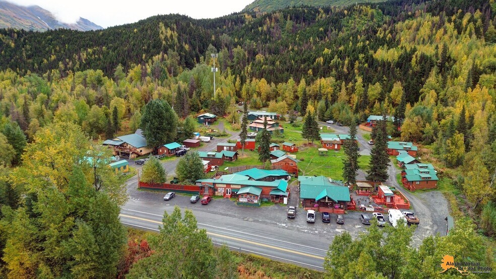 14865 Sterling Hwy, Cooper Landing, AK à vendre - Photo du bâtiment - Image 2 de 7
