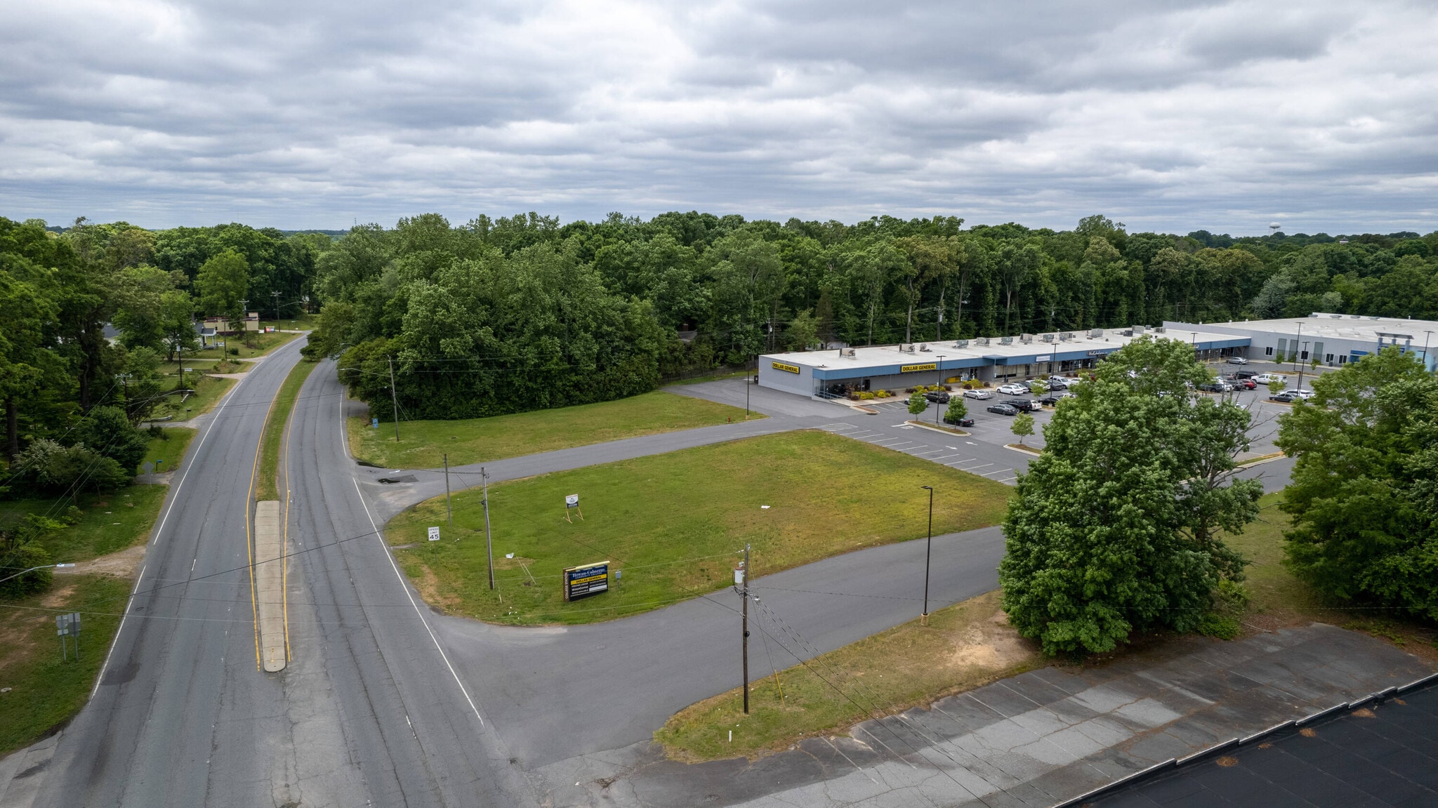 413 Cannon blvd, Kannapolis, NC for sale Primary Photo- Image 1 of 10