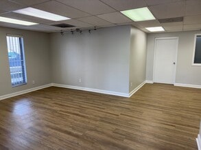 2101 Chestnut St, Chattanooga, TN for sale Interior Photo- Image 2 of 11