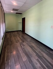 8318 Jones Maltsberger Rd, San Antonio, TX for lease Interior Photo- Image 1 of 7