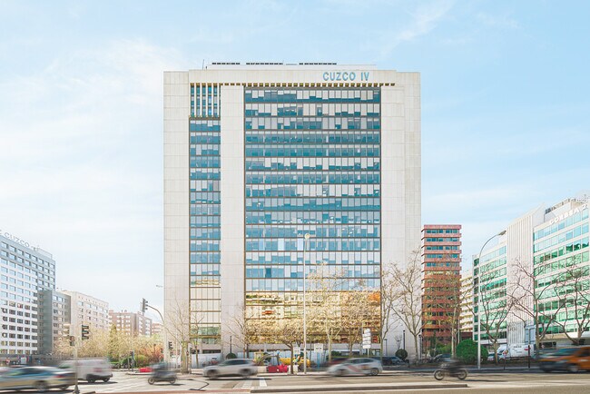 Plus de détails pour Paseo Castellana, 141, Madrid - Bureau à louer