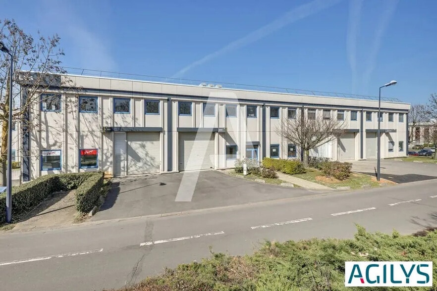 Flex in  for lease - Building Photo - Image 1 of 7