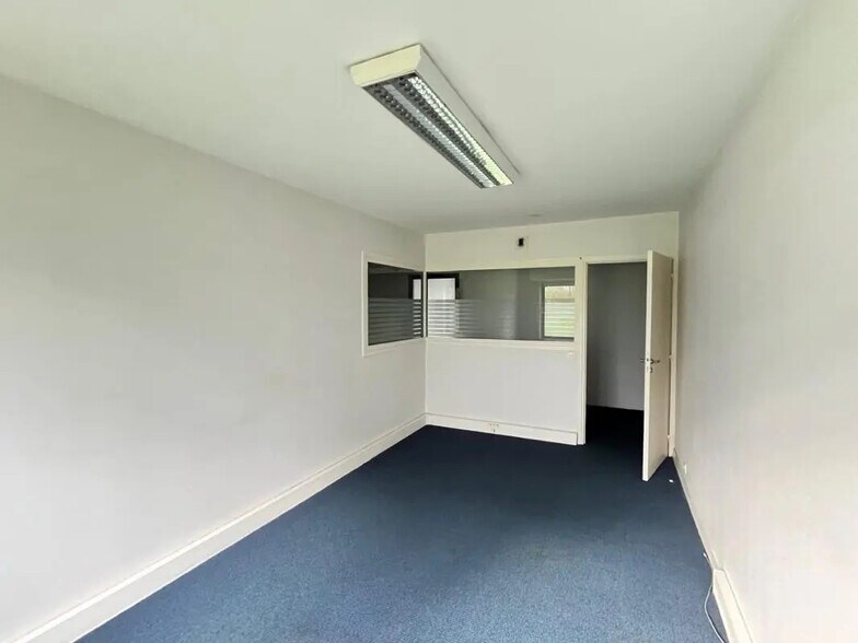 Bureau dans VILLENEUVE-D'ASCQ à louer - Photo intérieure - Image 3 de 4