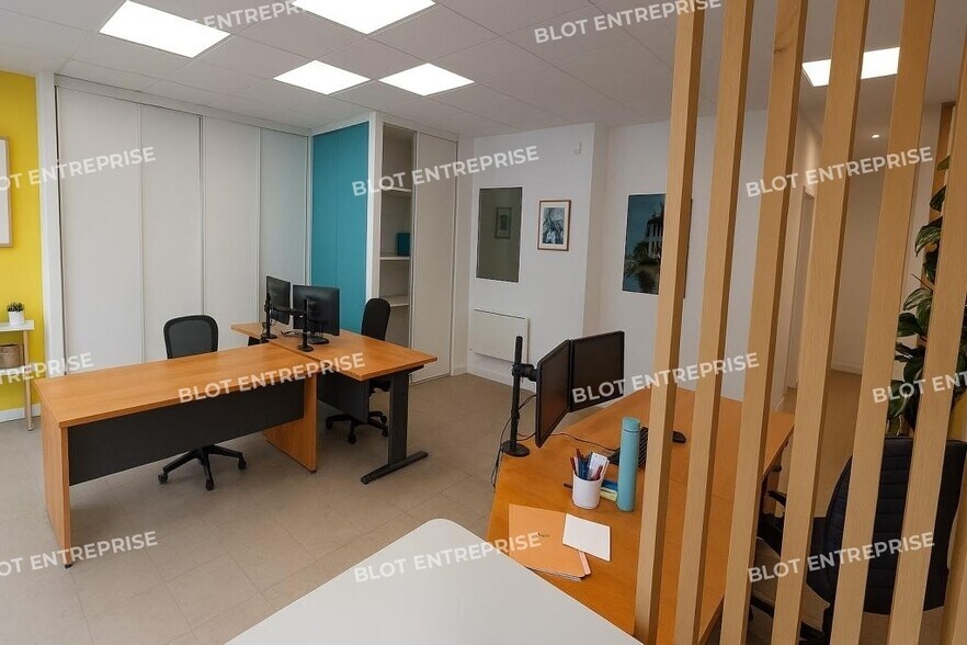 Retail in Brest for lease - Interior Photo - Image 2 of 8