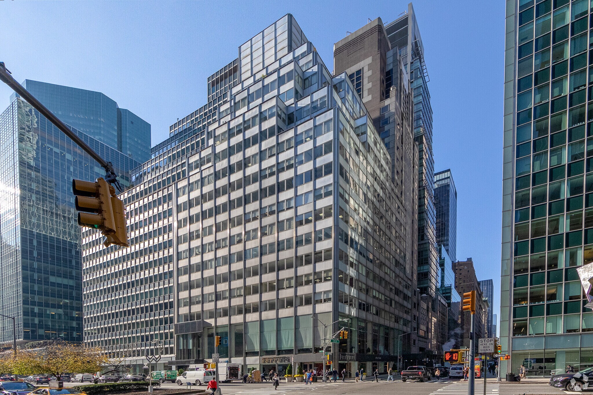 410 Park Ave, New York, NY for lease Primary Photo- Image 1 of 9