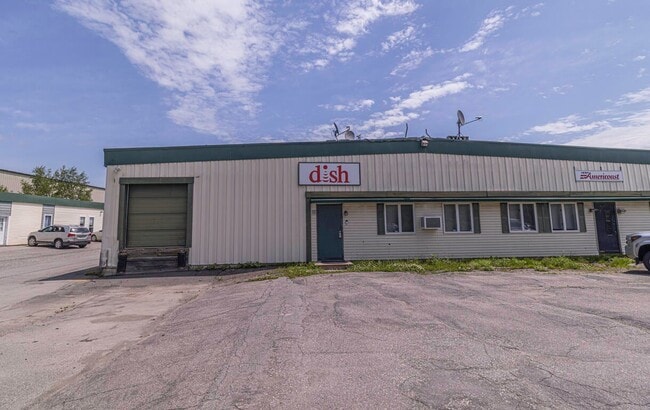 Plus de détails pour 69 Freedom Pky, Hermon, ME - Industriel à louer