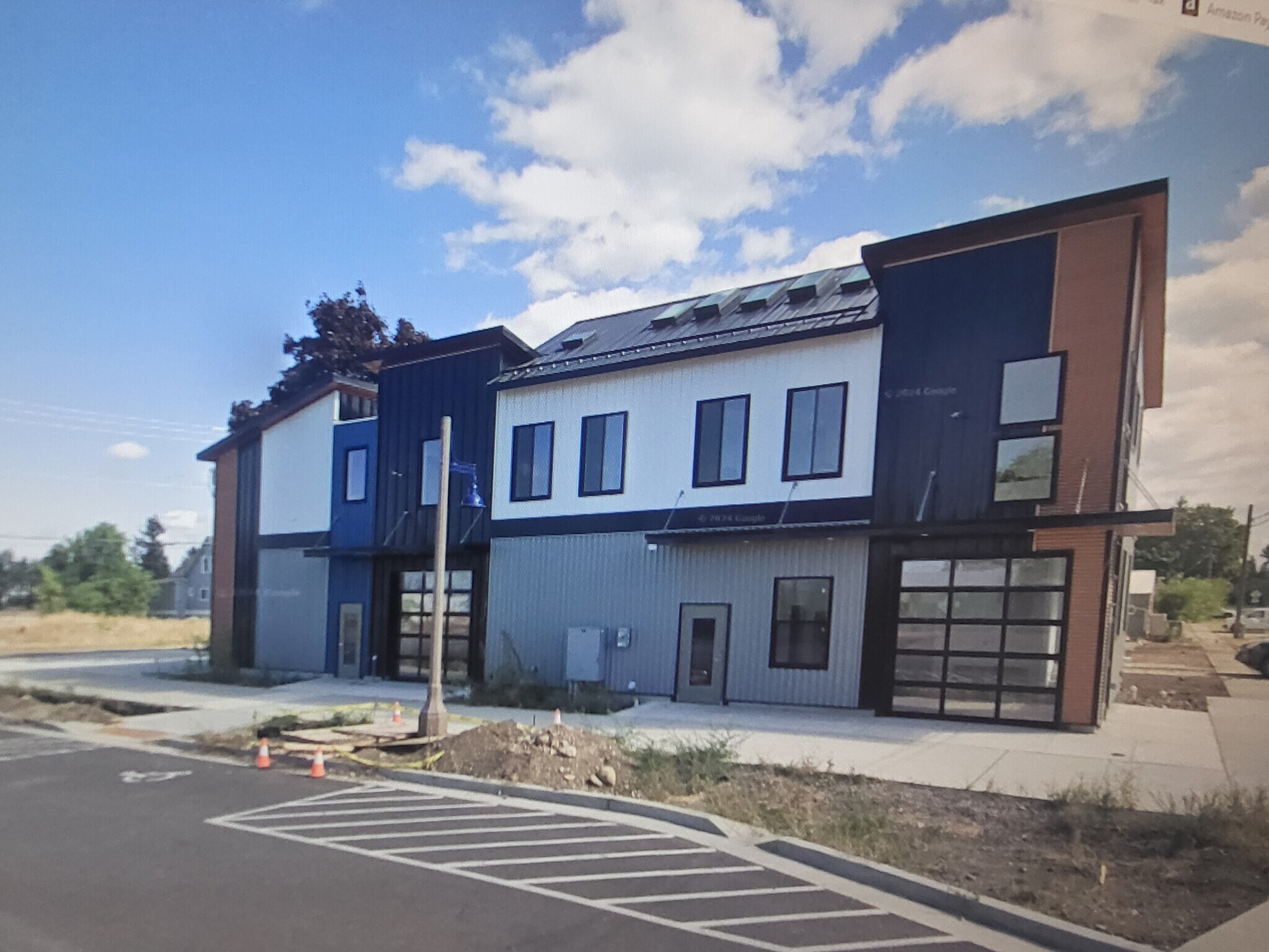 501 E 3rd Ave, Post Falls, ID à vendre Photo du bâtiment- Image 1 de 7