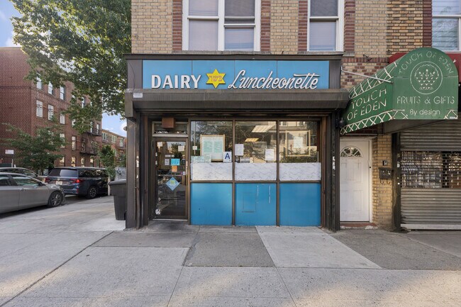 Plus de détails pour 4801 16th Ave, Brooklyn, NY - Commerce de détail à vendre