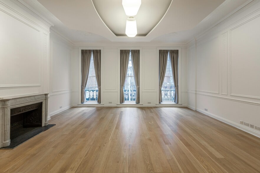 12 Hobart Pl, London for lease - Interior Photo - Image 3 of 16