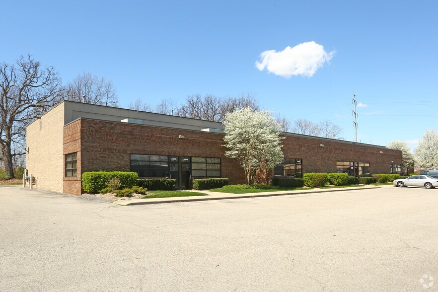 34900-34914 Forest St, Wayne, MI for lease - Primary Photo - Image 1 of 5