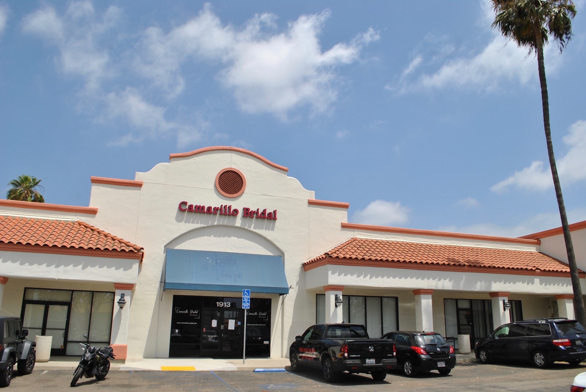 1915-1925 Daily Dr, Camarillo, CA for lease Primary Photo- Image 1 of 4