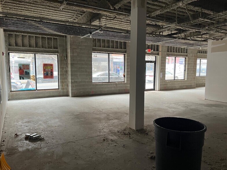 196 Martin Luther King Jr Dr, Jersey City, NJ à vendre - Photo du bâtiment - Image 3 de 6