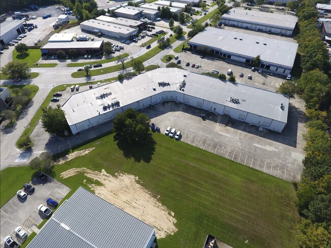 More details for 11441 Industriplex Blvd, Baton Rouge, LA - Flex for Lease