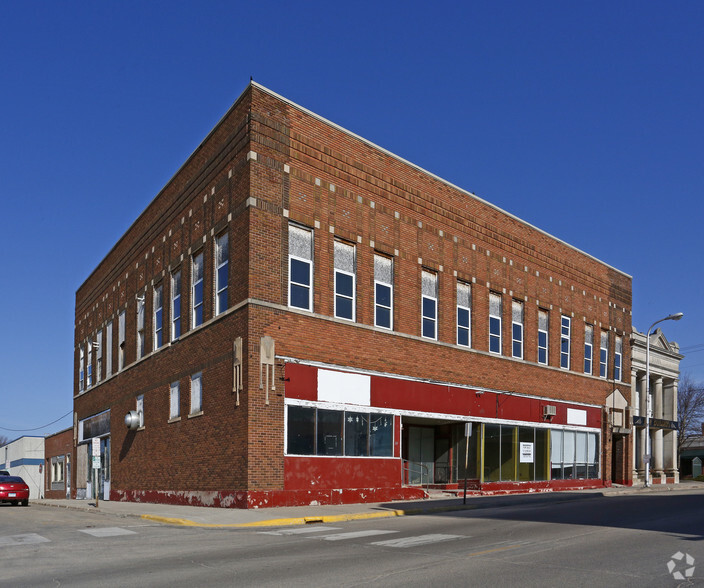 18-20 Franklin St S, Glenwood, MN for sale - Primary Photo - Image 1 of 1