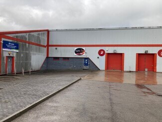 Plus de détails pour New St, Bridgend - Industriel à louer