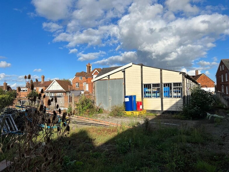 High St, Edenbridge for sale - Building Photo - Image 3 of 7