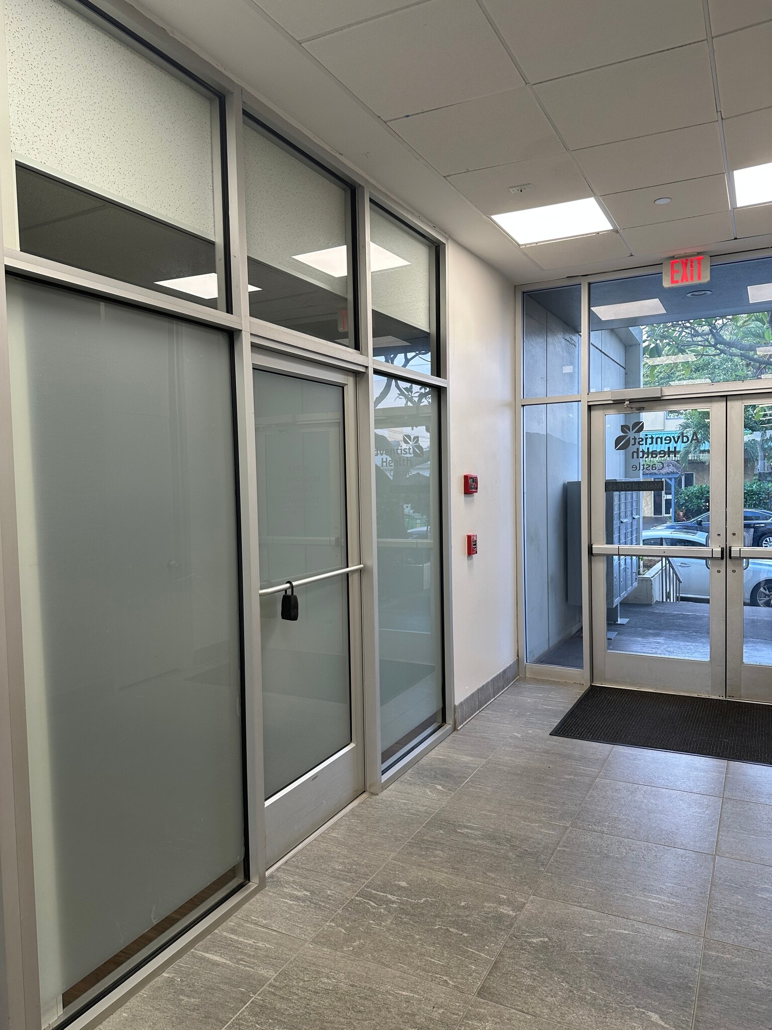 30 Aulike St, Kailua, HI for lease Interior Photo- Image 1 of 9