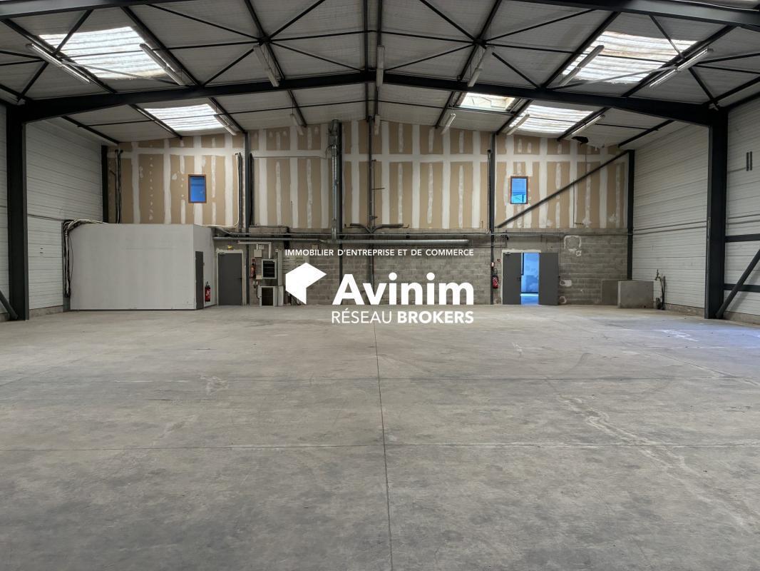 Industrial in Aix-en-Provence for lease Interior Photo- Image 1 of 14
