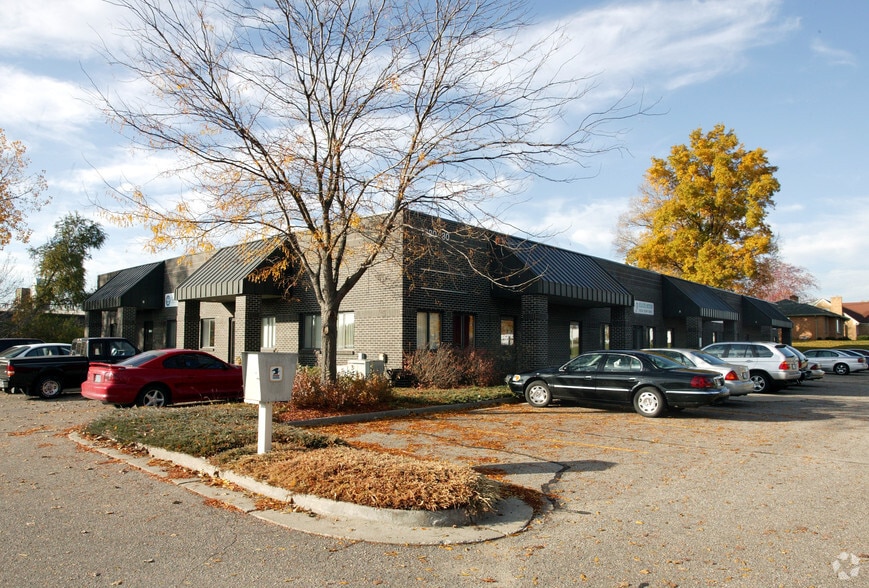 3820-3830 44th St SE, Grand Rapids, MI for lease - Building Photo - Image 2 of 14
