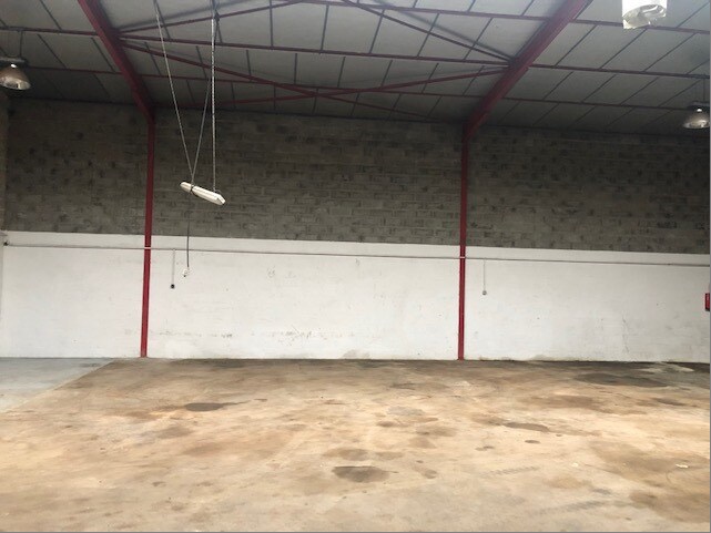 Flex in SAINT-OUEN-L'AUMONE for lease - Building Photo - Image 3 of 17