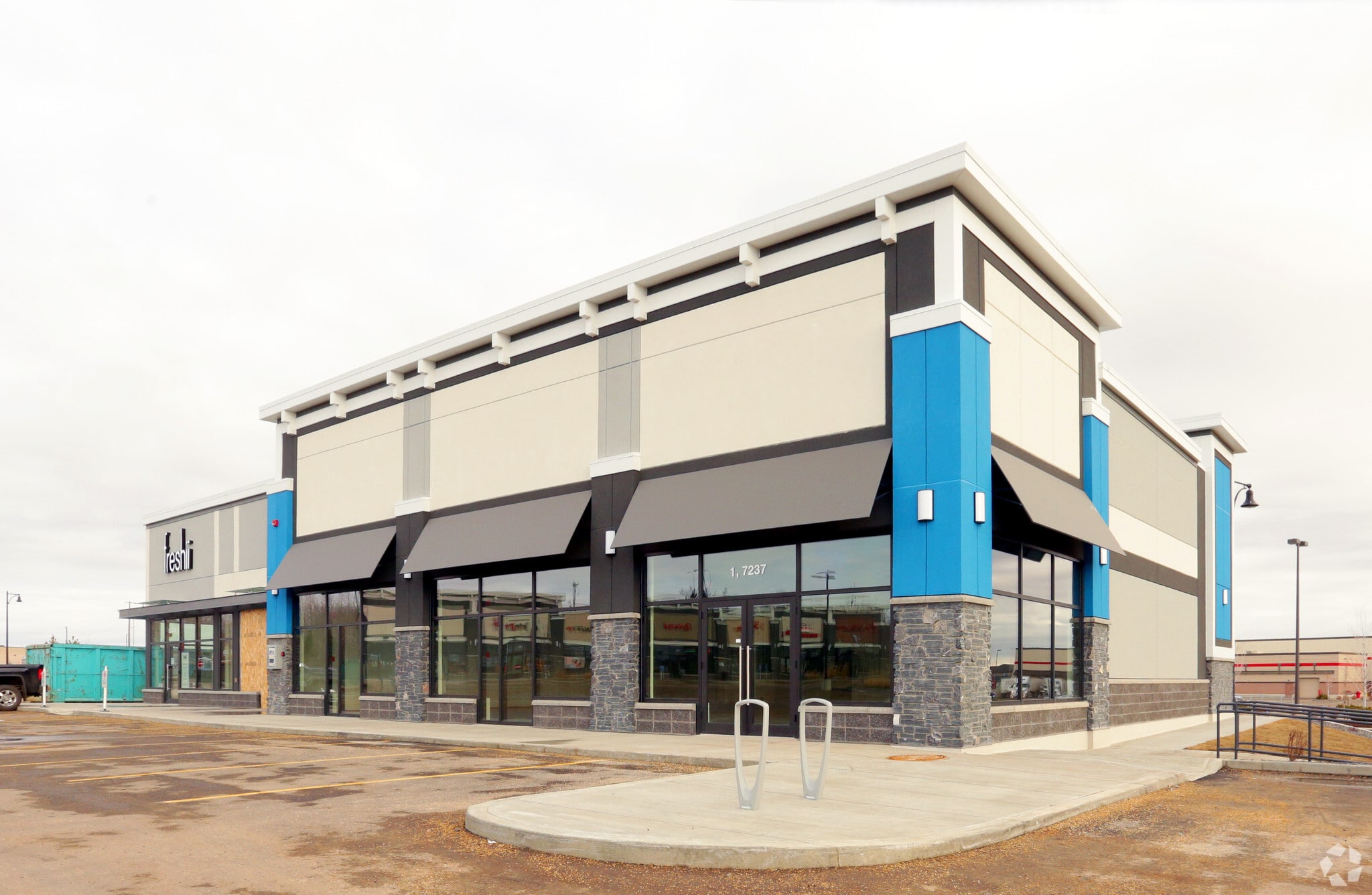 7161 Winterburn Rd, Edmonton, AB for lease Building Photo- Image 1 of 1