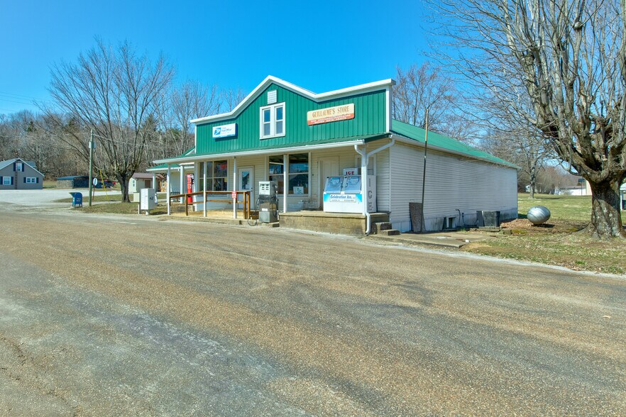 12228 Indiana St, Leopold, IN à vendre - Photo du bâtiment - Image 2 de 54