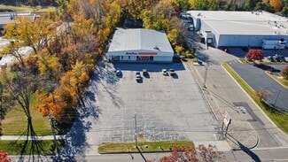 More details for 1582 Hilltop Rd, Saint Joseph, MI - Retail for Sale